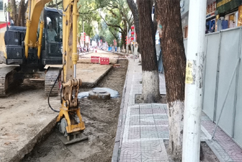 1585559776332678.jpg 五指山市(shì)主城區(qū)雨、污水(shuǐ)管網完善工程(第三期工程)x.jpg