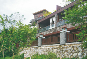 保亭龍灣雨林(lín)谷（大型獨棟别墅、酒店會(huì)所、地(dì)